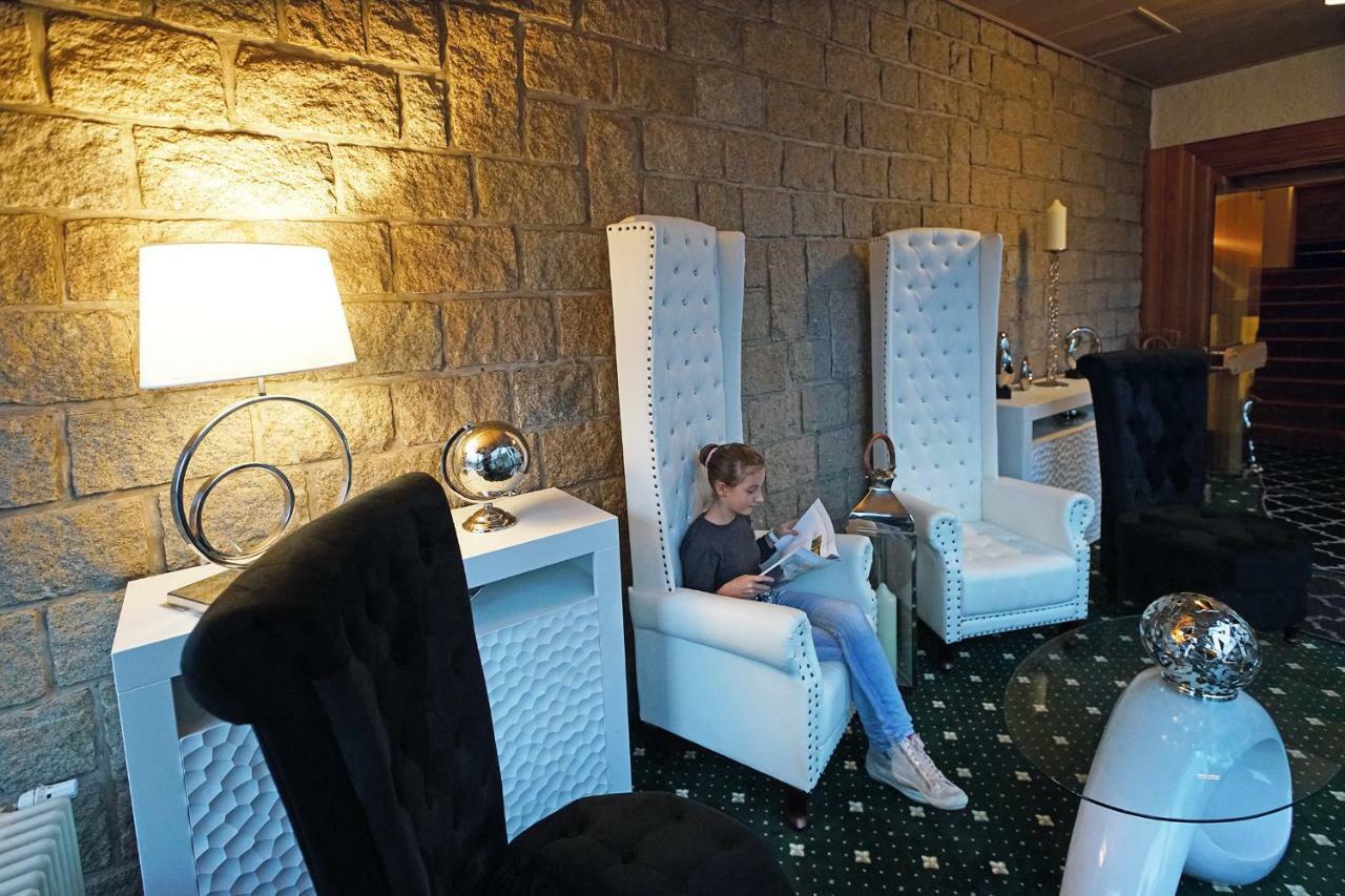Hotel Und Restaurant Buehlhaus Айбенщок Екстериор снимка